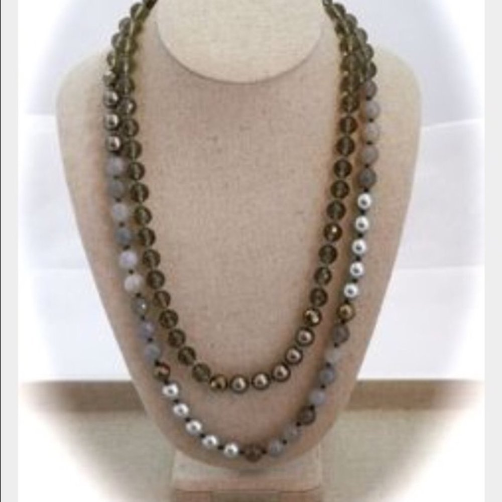 Stella and Dot Gloria Necklace